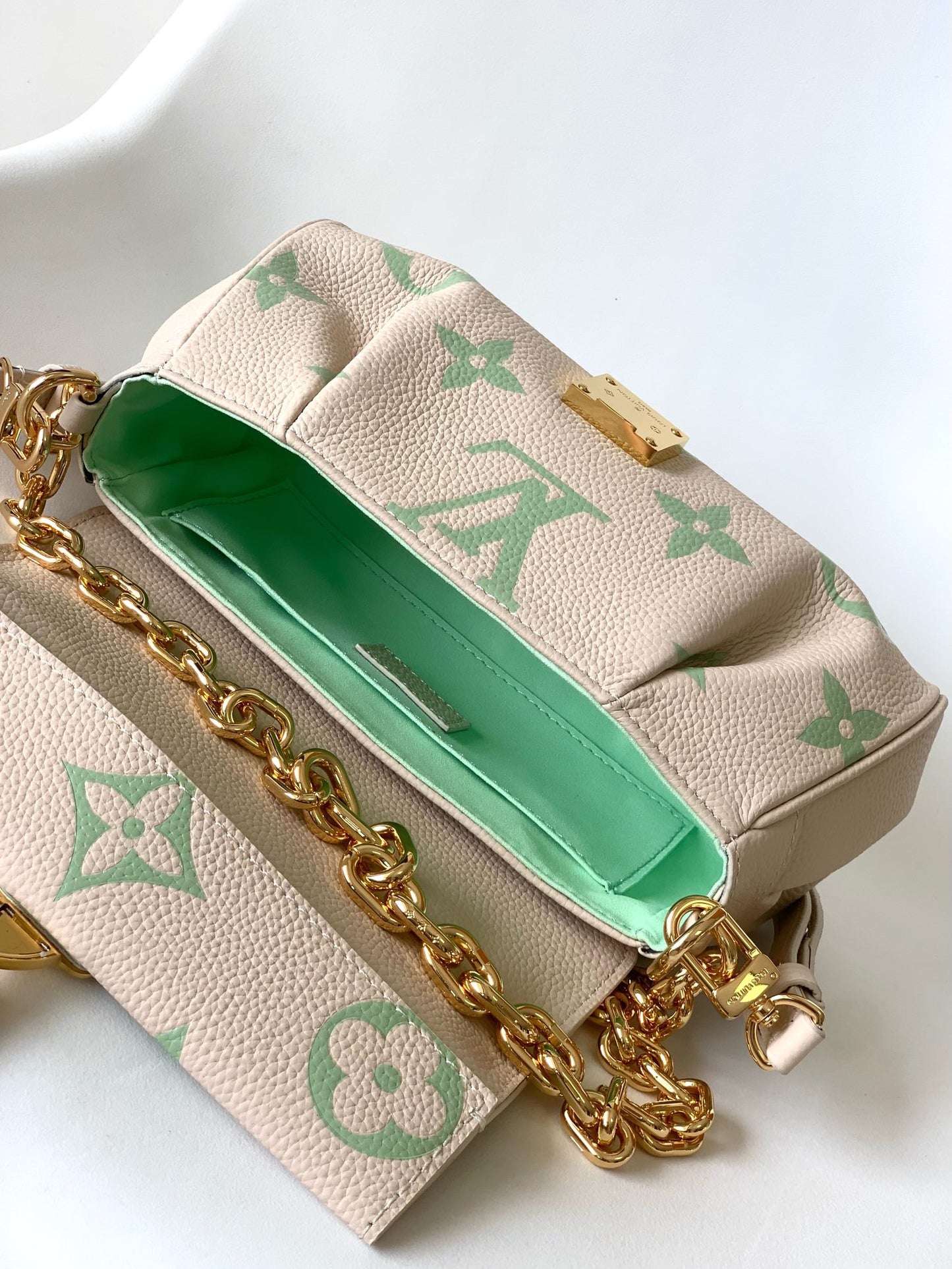 Louis Vuitton Beige and Green Monogram Shoulder Bag with Gold Chain Strap