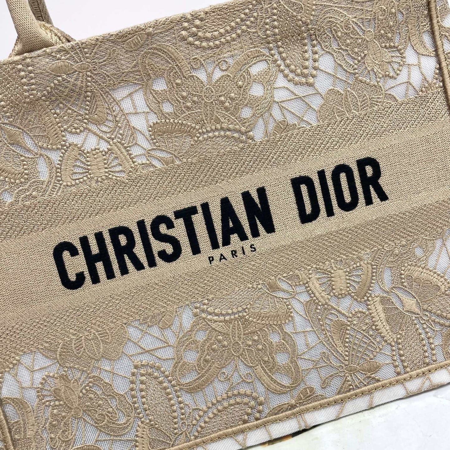Dior Elegant Beige Canvas Tote Bag with White Lace Embroidery