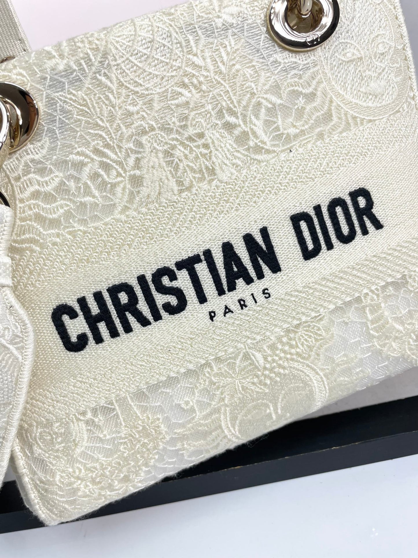Christian Dior Lady D-Lite Medium Handbag - White Dior Oblique Canvas