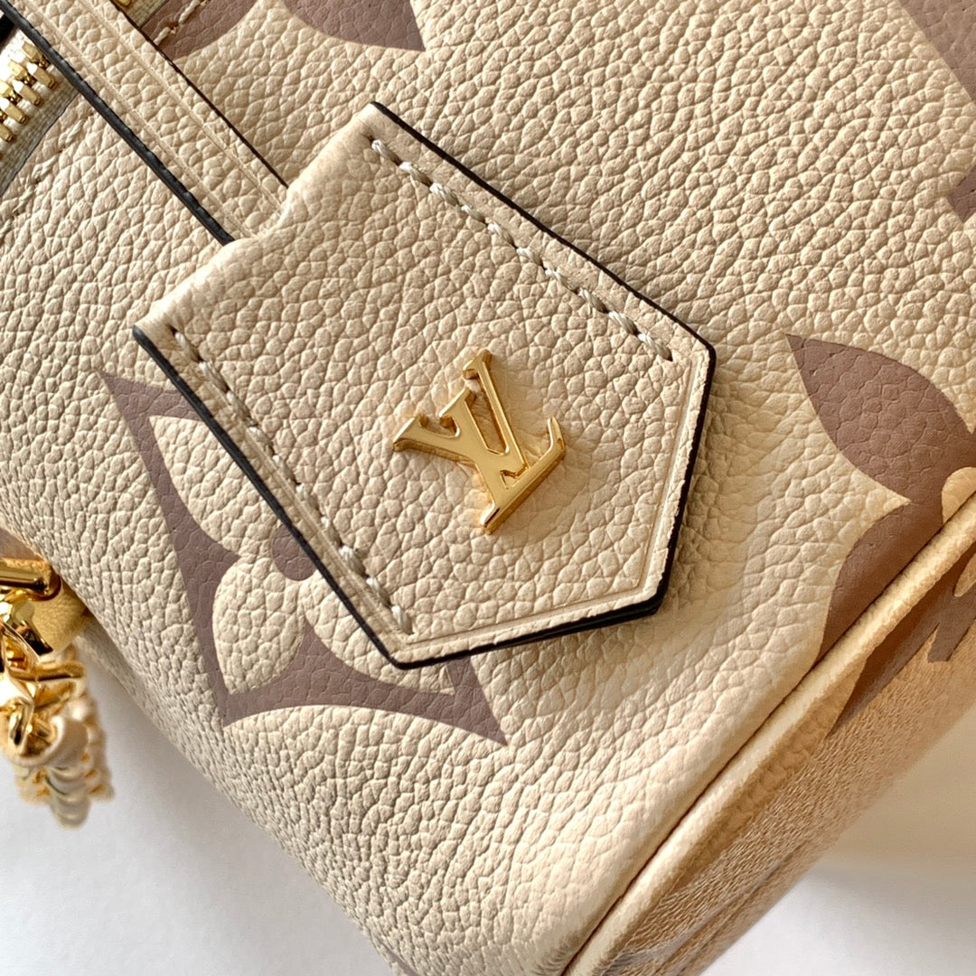 Louis Vuitton Cream Monogram Leather Vanity Case Crossbody Bag with Top Handle