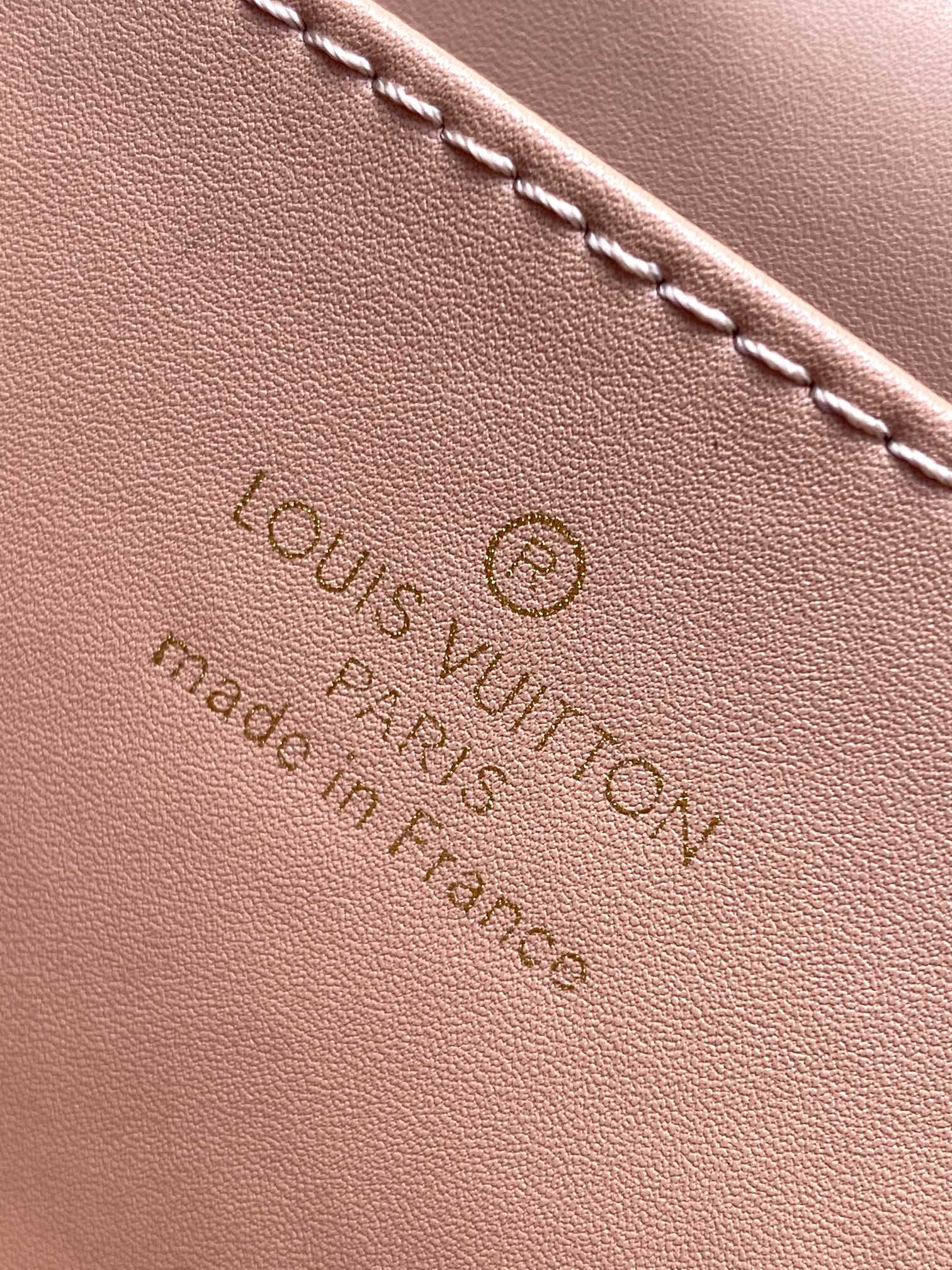 Louis Vuitton Elegant Blush Pink Quilted Leather Shoulder Bag with Gold Chain
