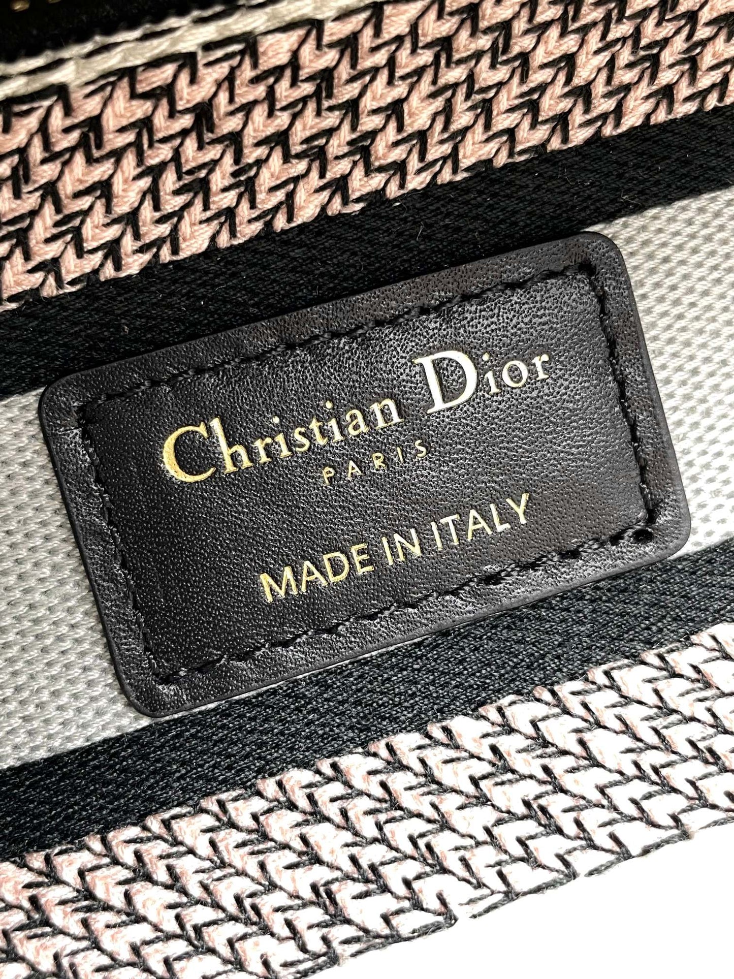 Christian Dior Medium Lady D-Lite Bag - Multicolor Toile de Jouy Reverse Embroidery