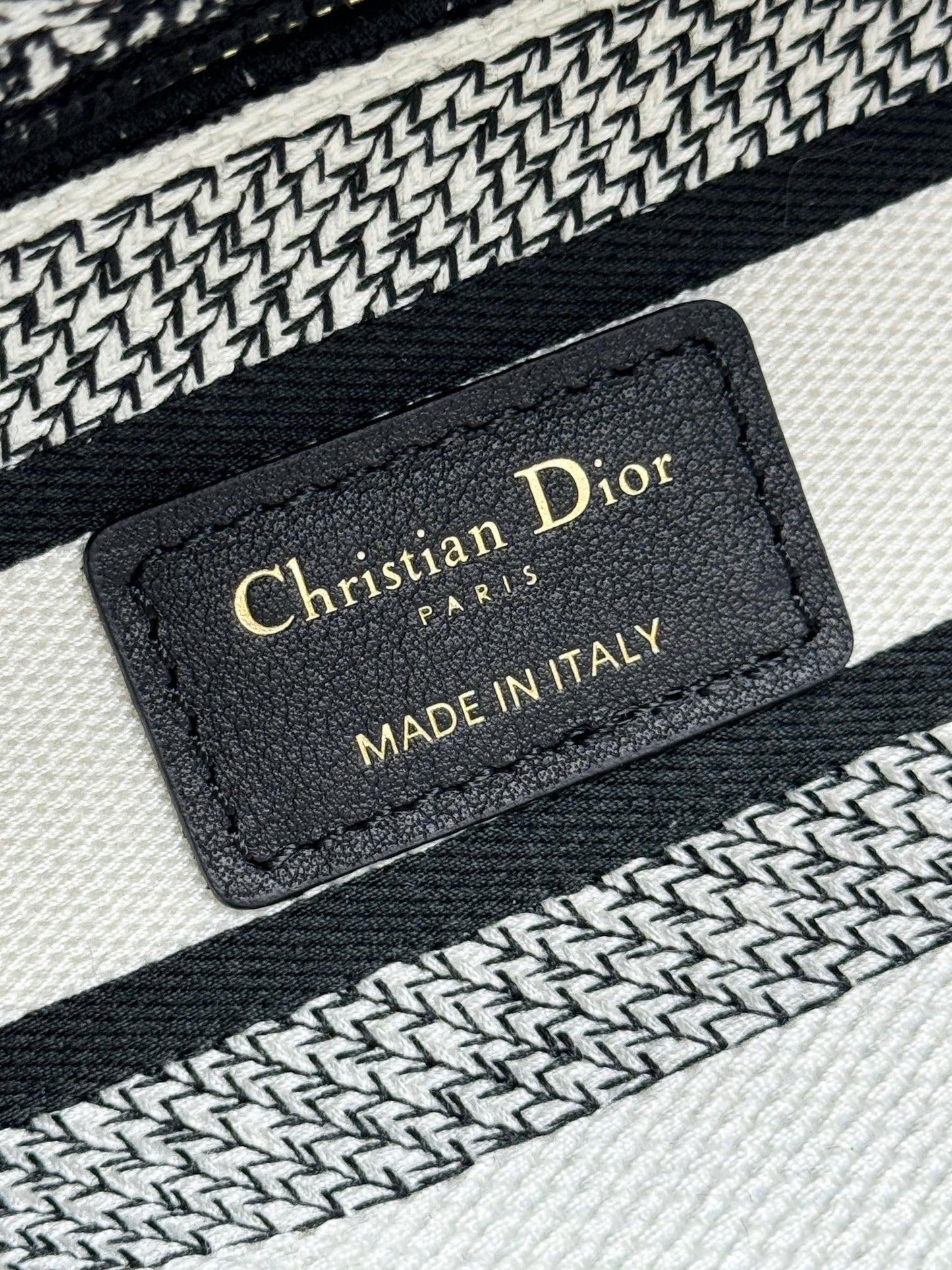 Christian Dior Lady D-Lite Bag - Toile de Jouy Reverse Embroidery - White and Black