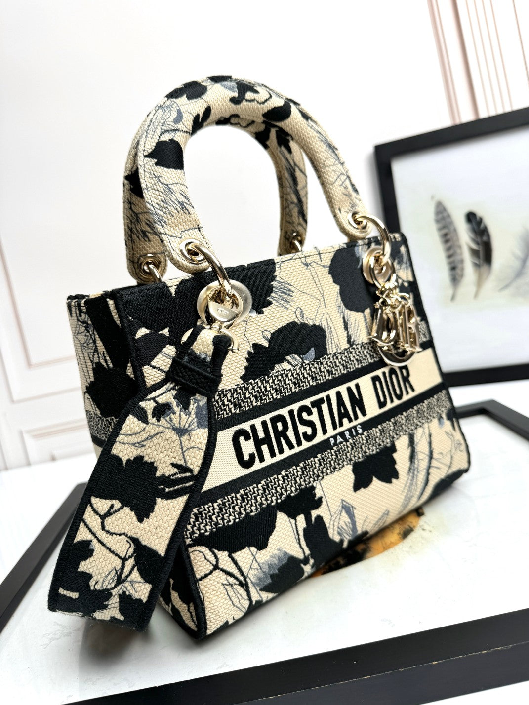 Christian Dior Medium Lady D-Lite Bag - Black & White Floral Embroidery