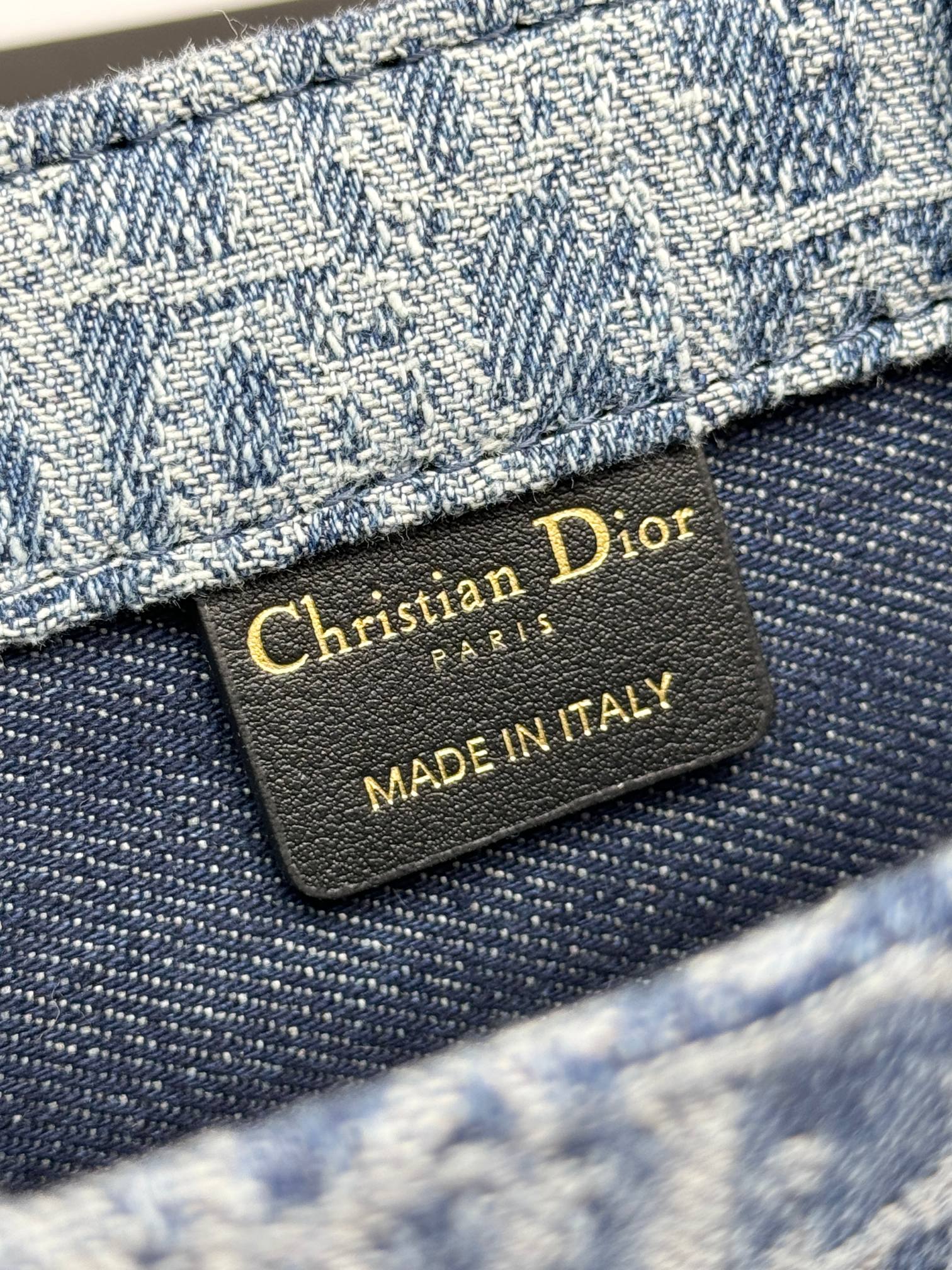 Christian Dior Mini Book Tote Blue Dior Oblique Embroidery Handbag with Strap
