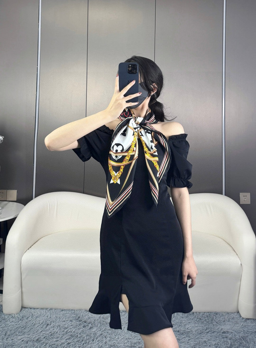 Women's Elegant Geometric Patterned Square Silk Scarf - Black, Gold, and Grey Luxury Style Neck Wrap