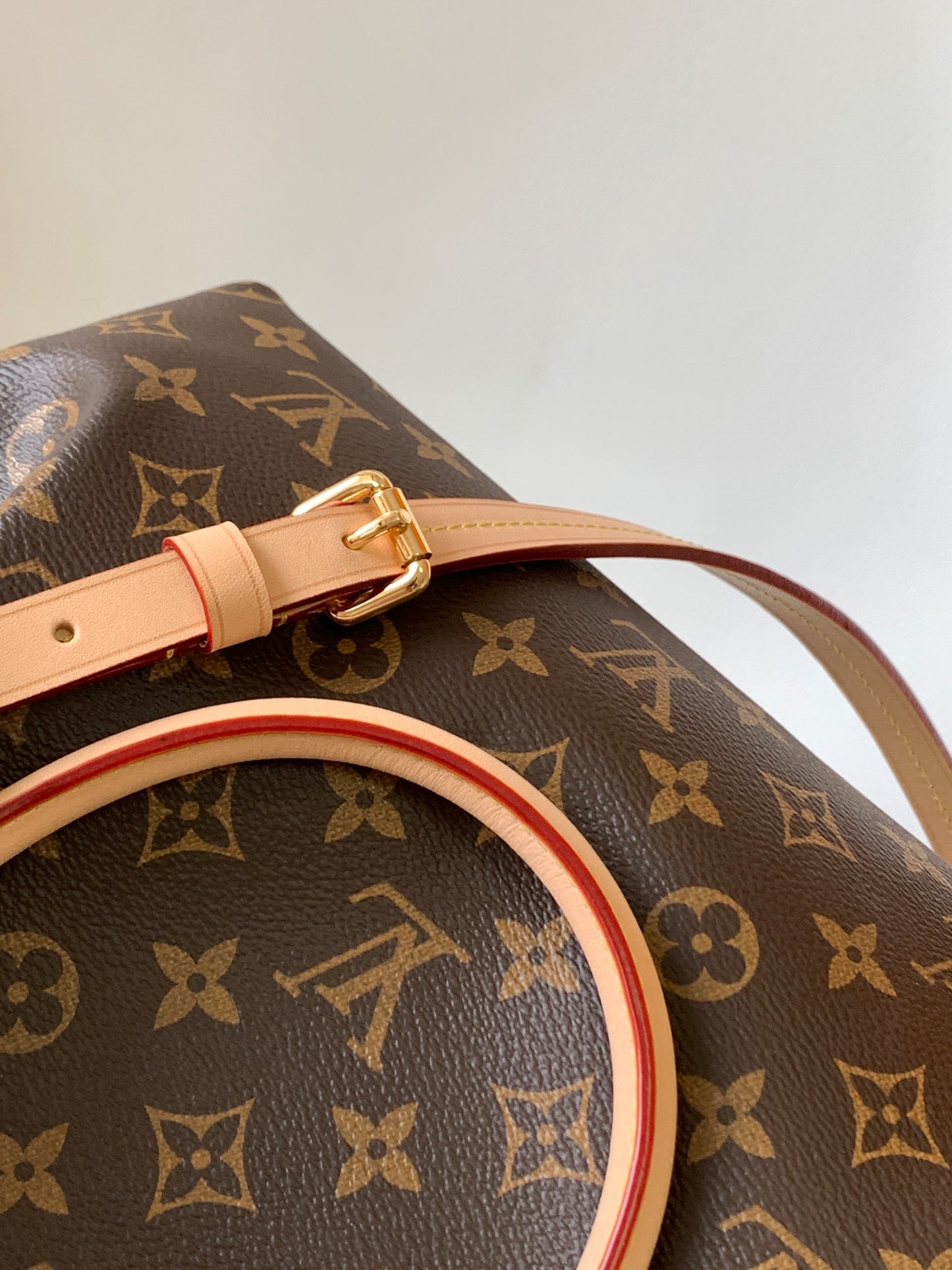 Louis Vuitton Brown Monogram Pattern Canvas Handbag with Leather Strap