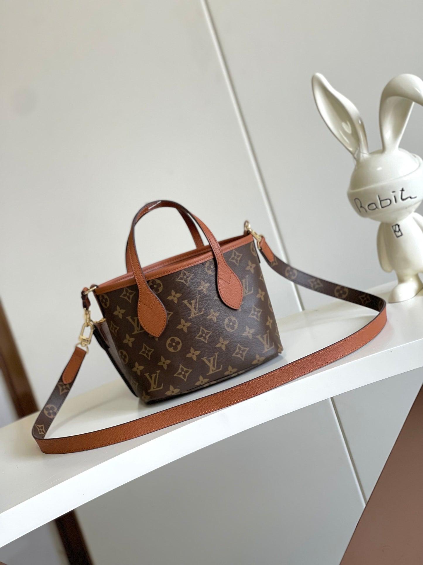 Louis Vuitton Brown Leather Heart Embossed Crossbody Bag with Matching Card Holder