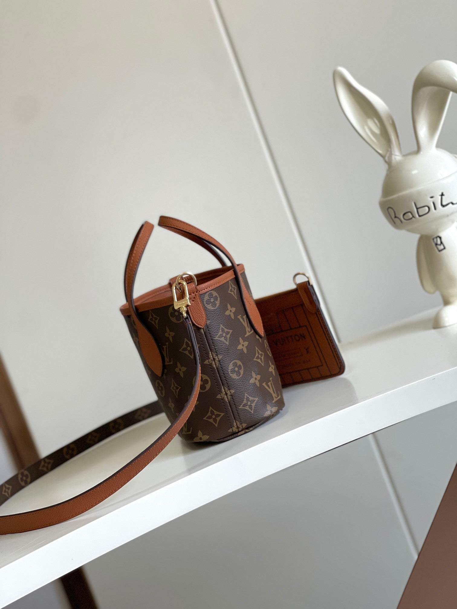 Louis Vuitton Brown Leather Heart Embossed Crossbody Bag with Matching Card Holder