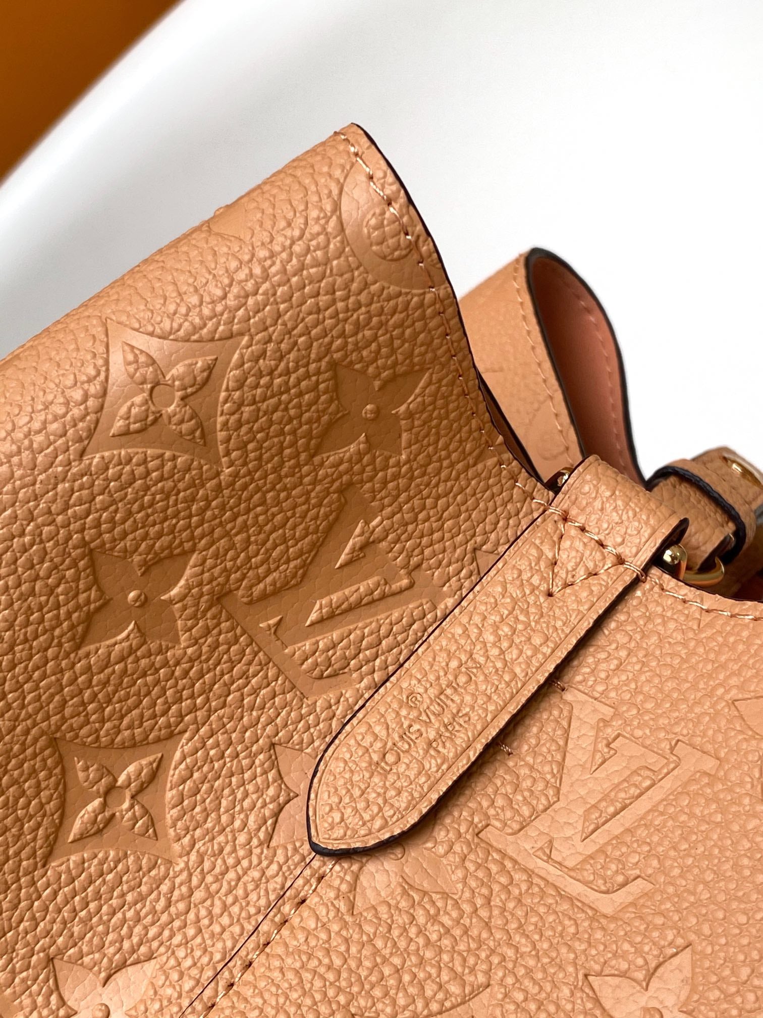 Louis Vuitton NéoNoé MM Monogram Empreinte Leather Bucket Bag - Beige