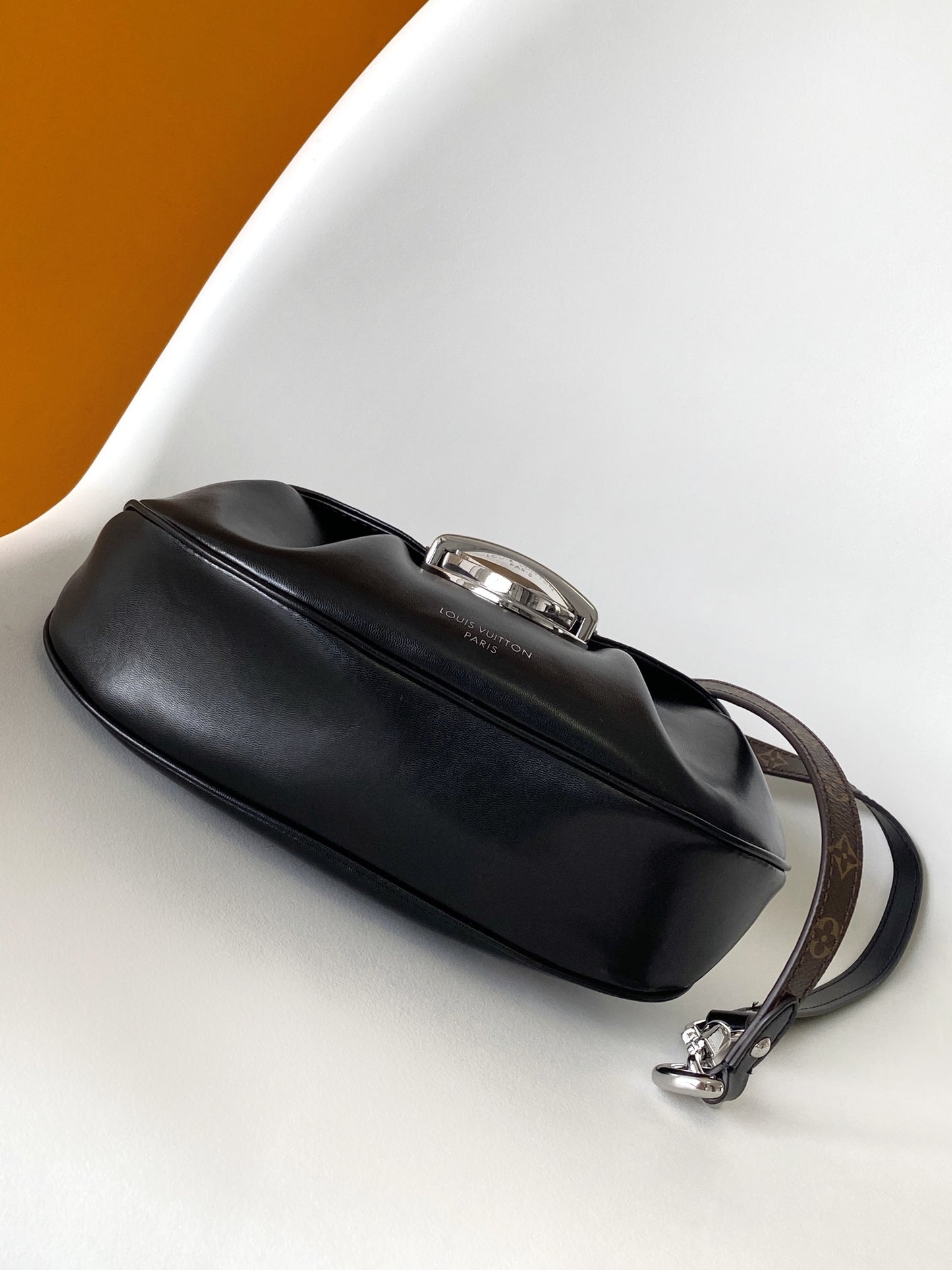 Louis Vuitton Classic Black Leather Shoulder Bag with Flap and Metallic Clasp
