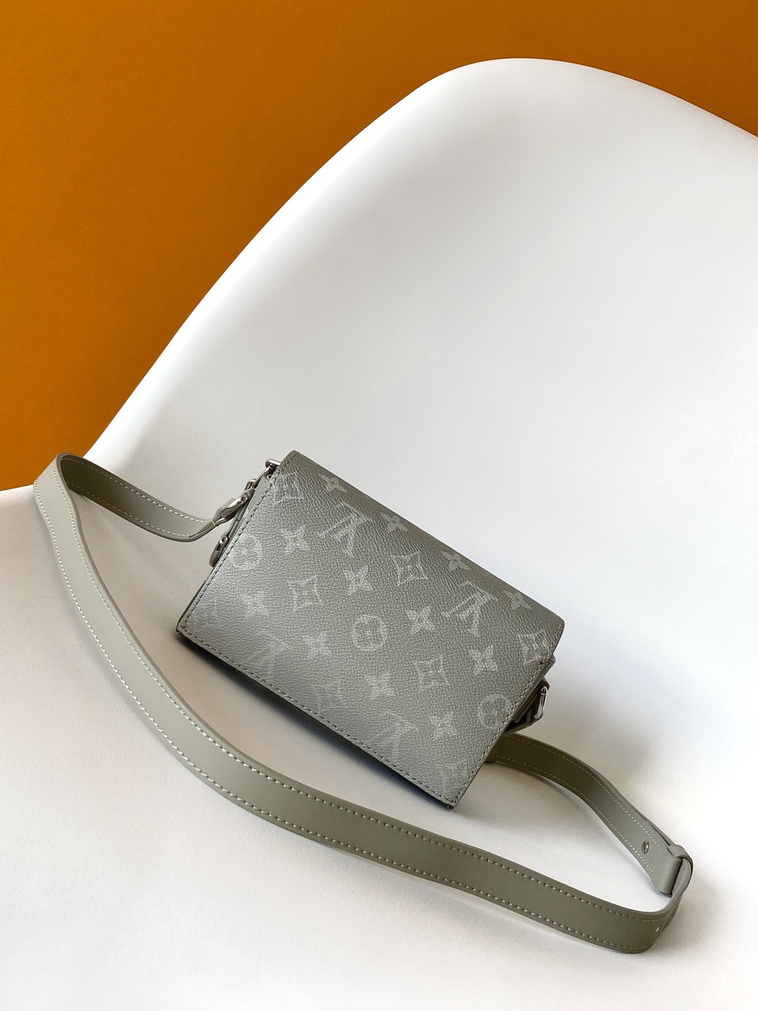 Louis Vuitton Ombre Monogram Structured Crossbody Shoulder Bag with Chain