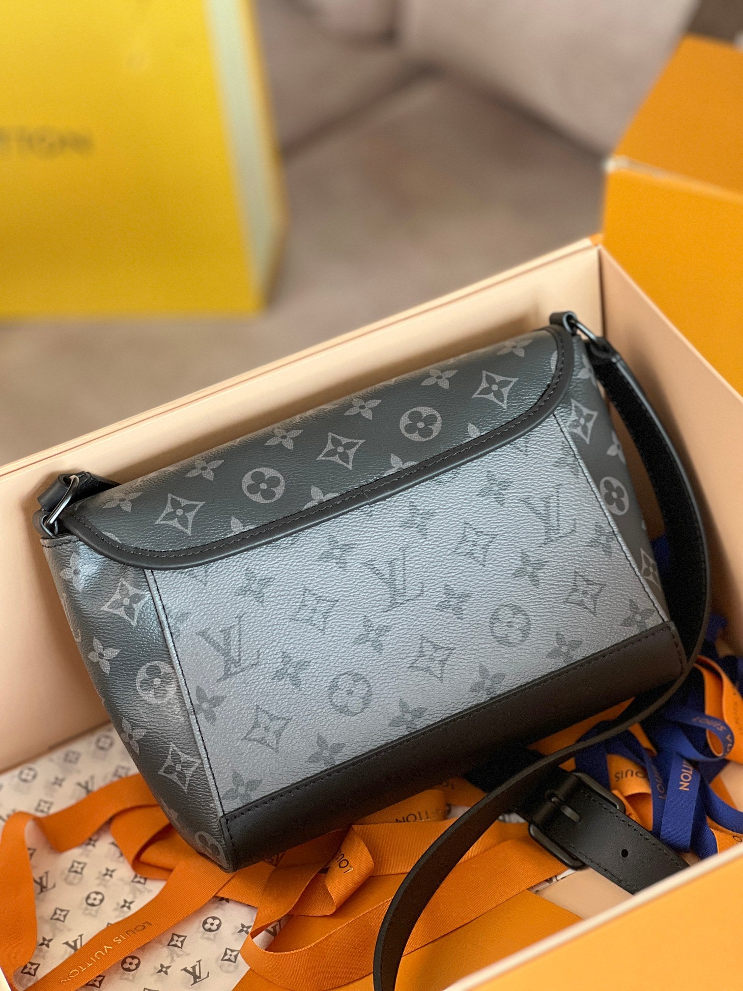 Louis Vuitton Black Monogram Pattern Canvas Crossbody Messenger Bag