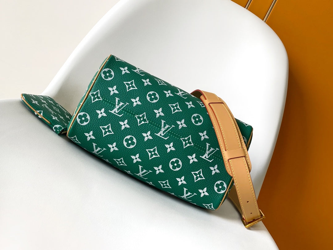 Louis Vuitton Green Monogram Canvas Top-Handle Duffle Handbag with Strap