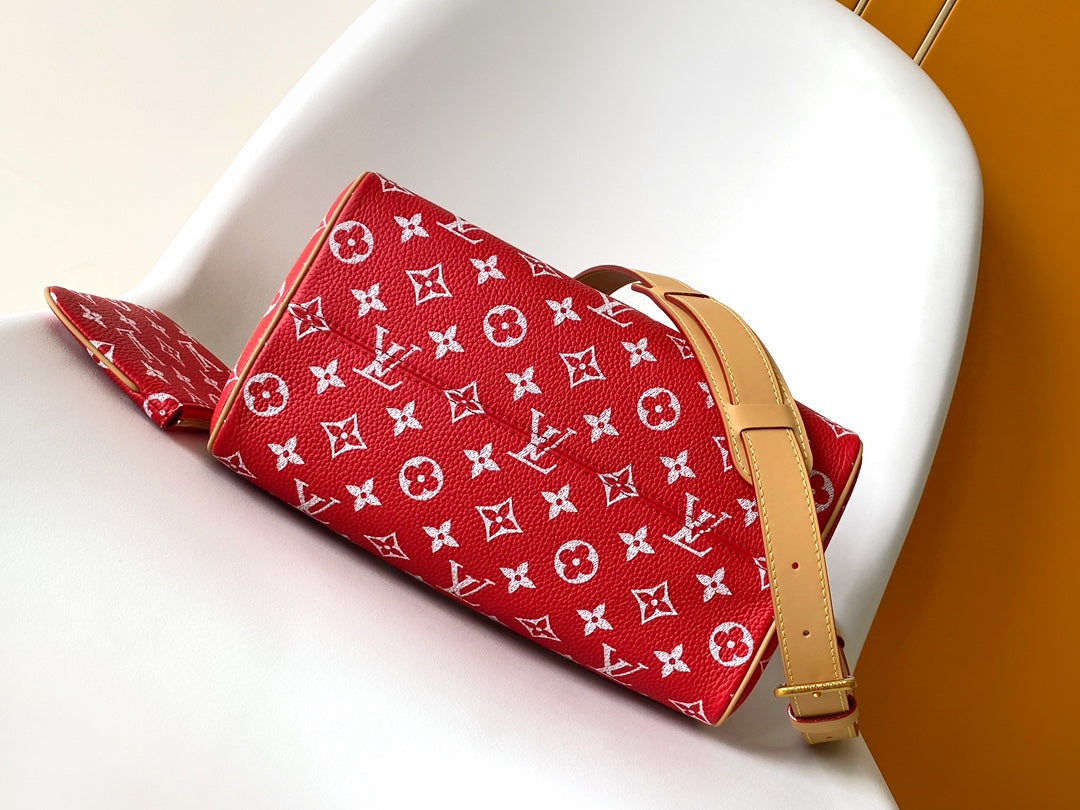 Louis Vuitton Red Monogram Canvas Top-Handle Handbag with Removable Strap