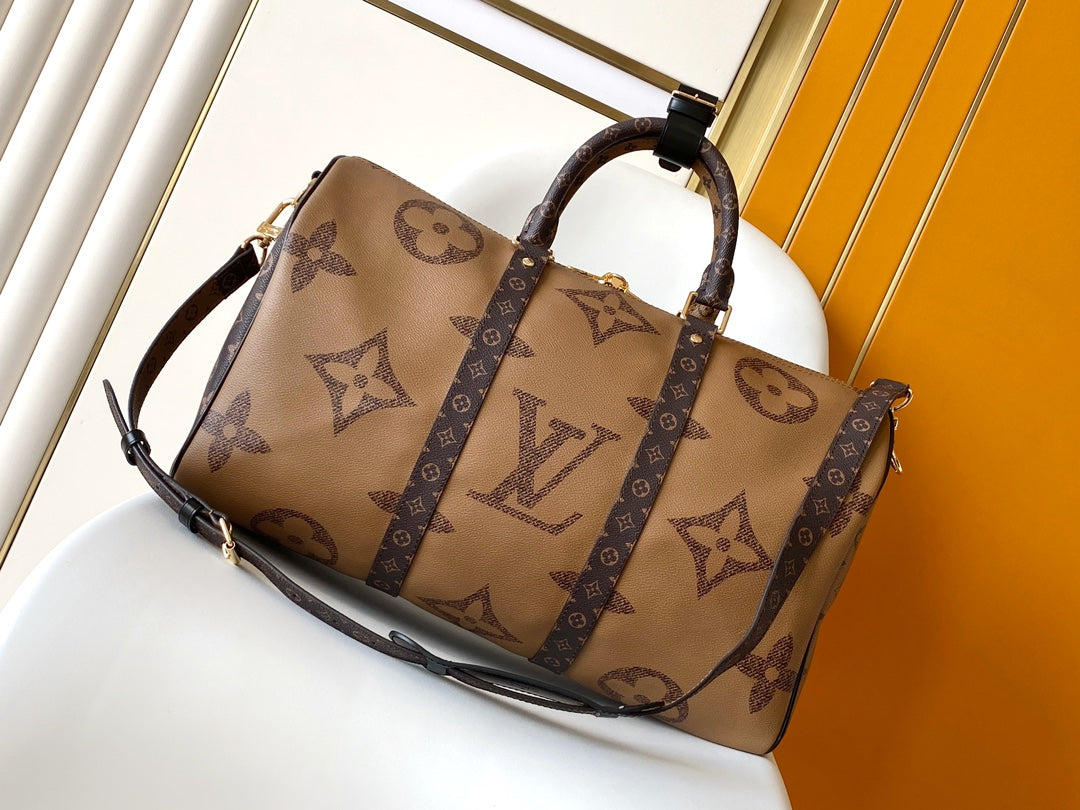 Louis Vuitton Keepall Bandoulière 50 Monogram Canvas Travel Bag