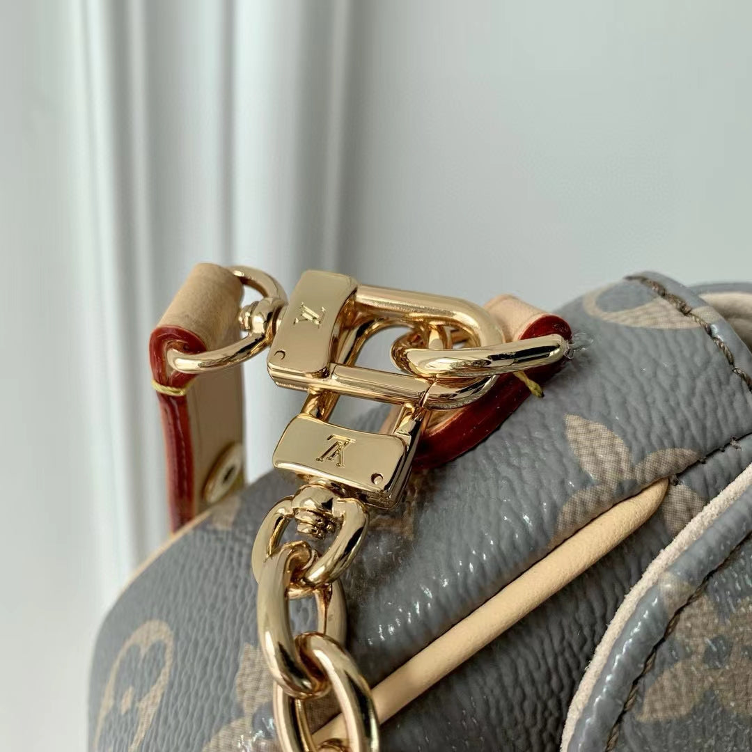 Louis Vuitton Blue Monogram Pattern Crossbody Flap Bag with Gold Chain