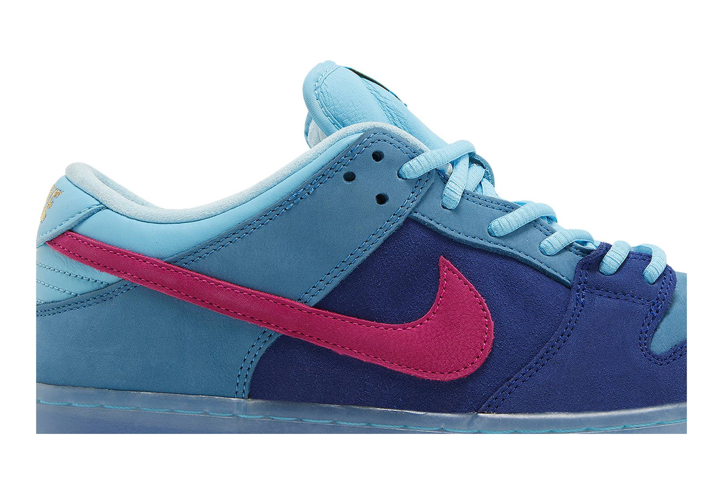 Run The Jewels X Nike SB Dunk Low ‘4/20’ DO9404-400