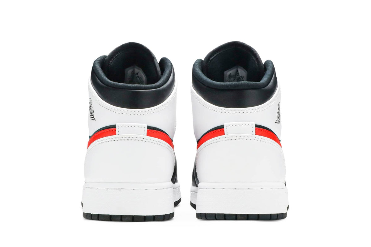 ( Grade School ) Air Jordan 1 Mid 'Chile Red' 554725-075