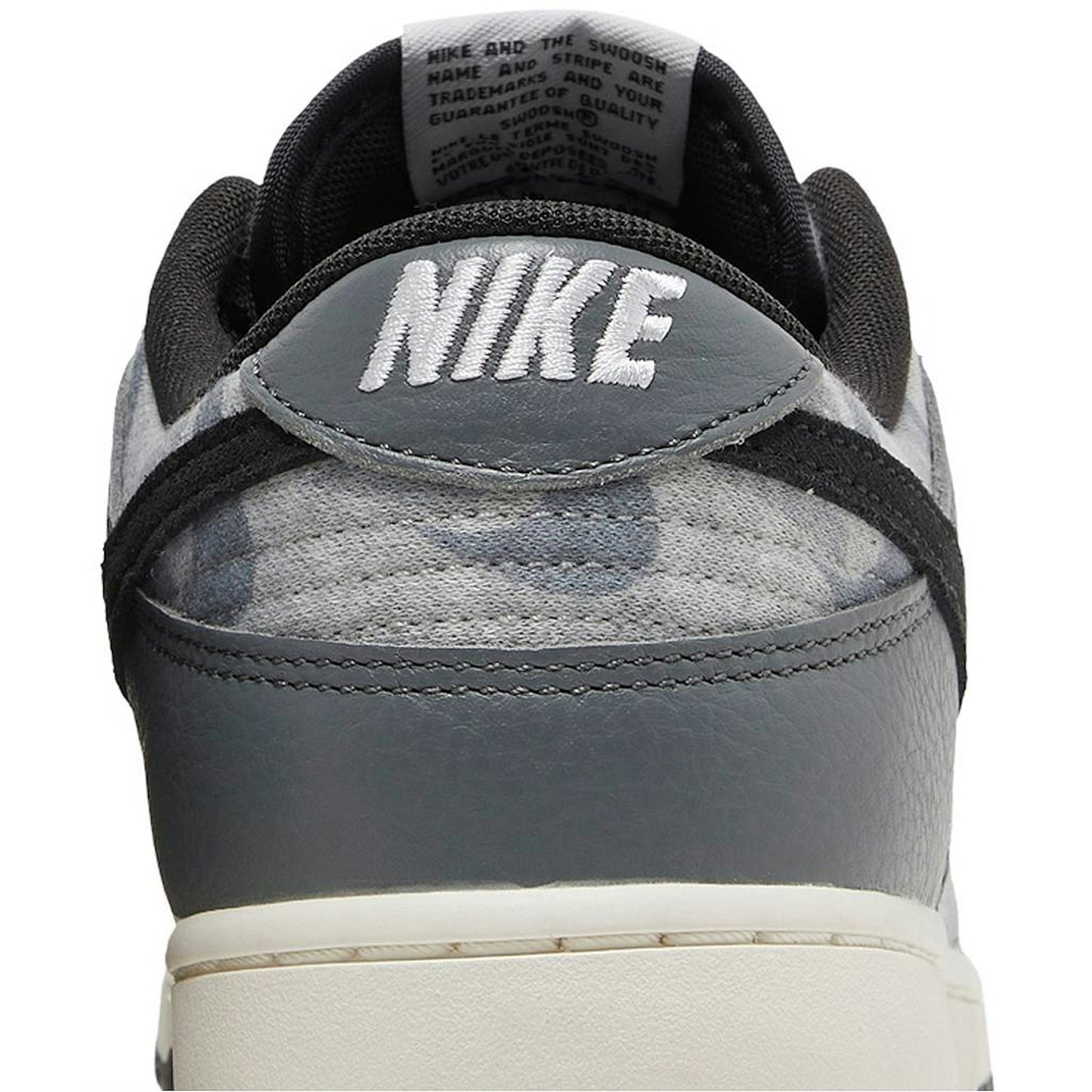 Nike Dunk Low ‘Copy Paste’ DQ5015-063
