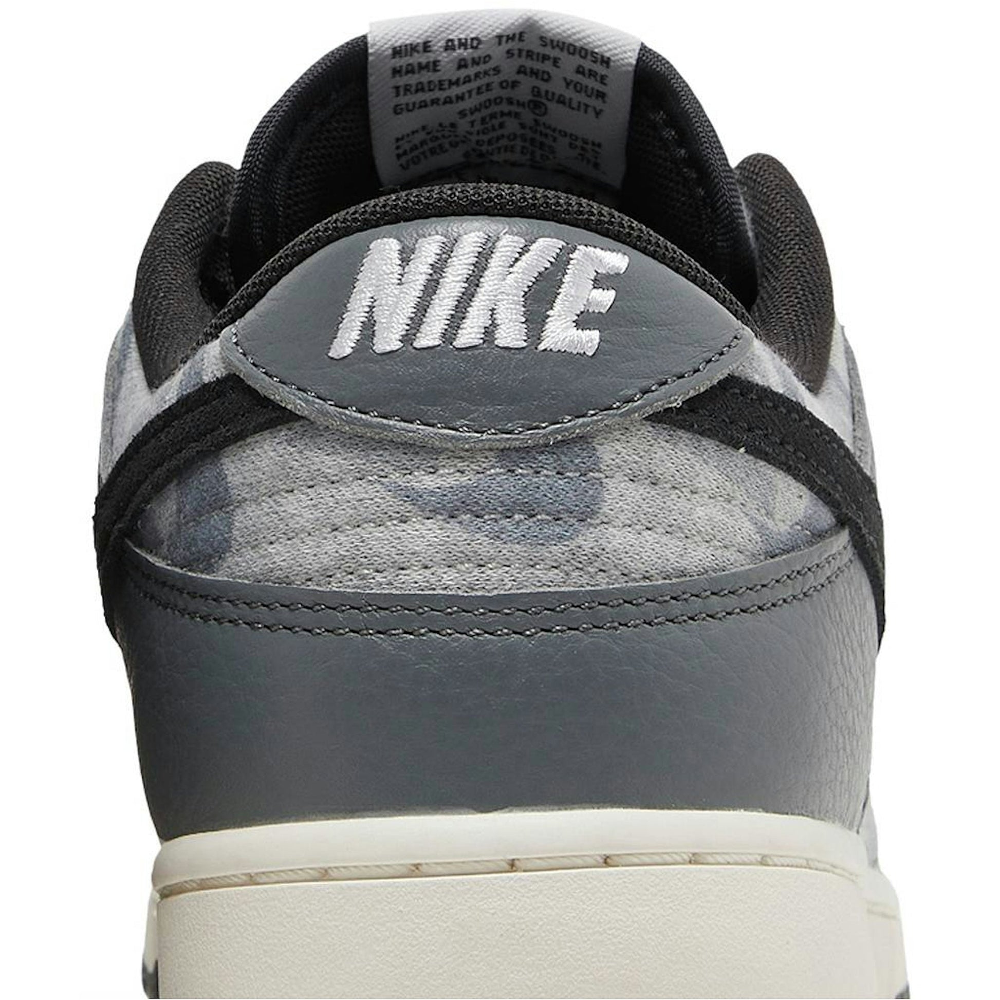 Nike Dunk Low ‘Copy Paste’ DQ5015-063