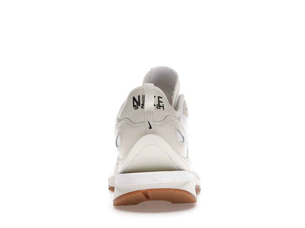 Nike Vaporwaffle Sacai Sail Gum