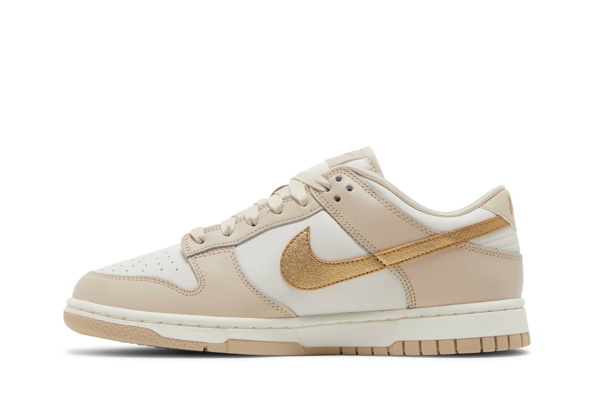 ( Women ) Nike Dunk Low ‘Gold Swoosh’ DX5930-001