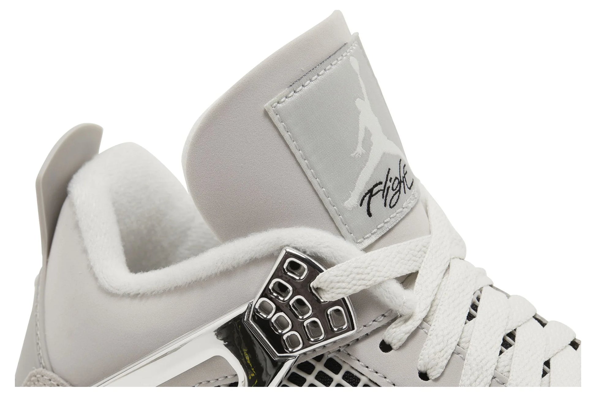Air Jordan 4 Retro ‘Frozen Moments’ AQ9129-001