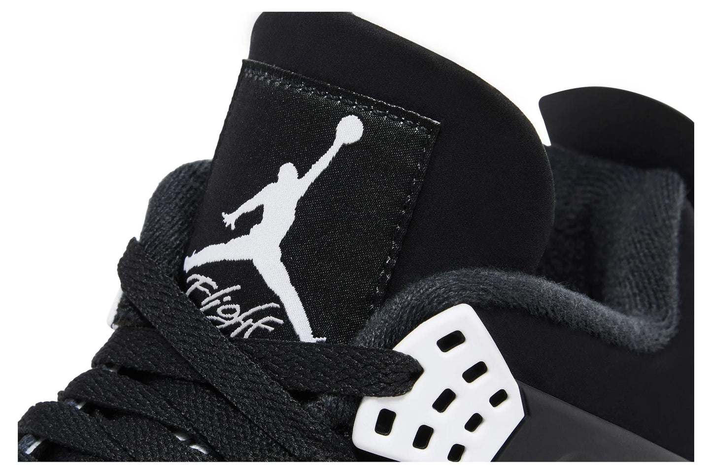 Air Jordan 4 Retro ‘White Thunder’ FQ8138-001