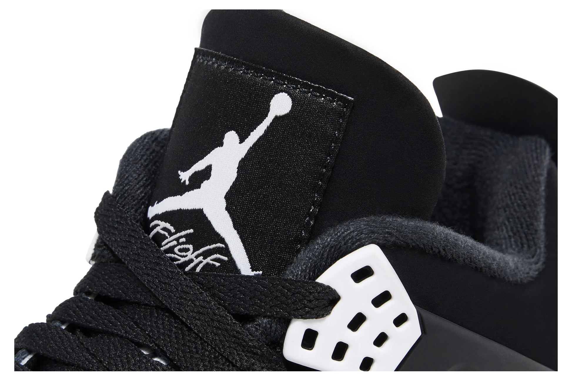 Air Jordan 4 Retro ‘White Thunder’ FQ8138-001
