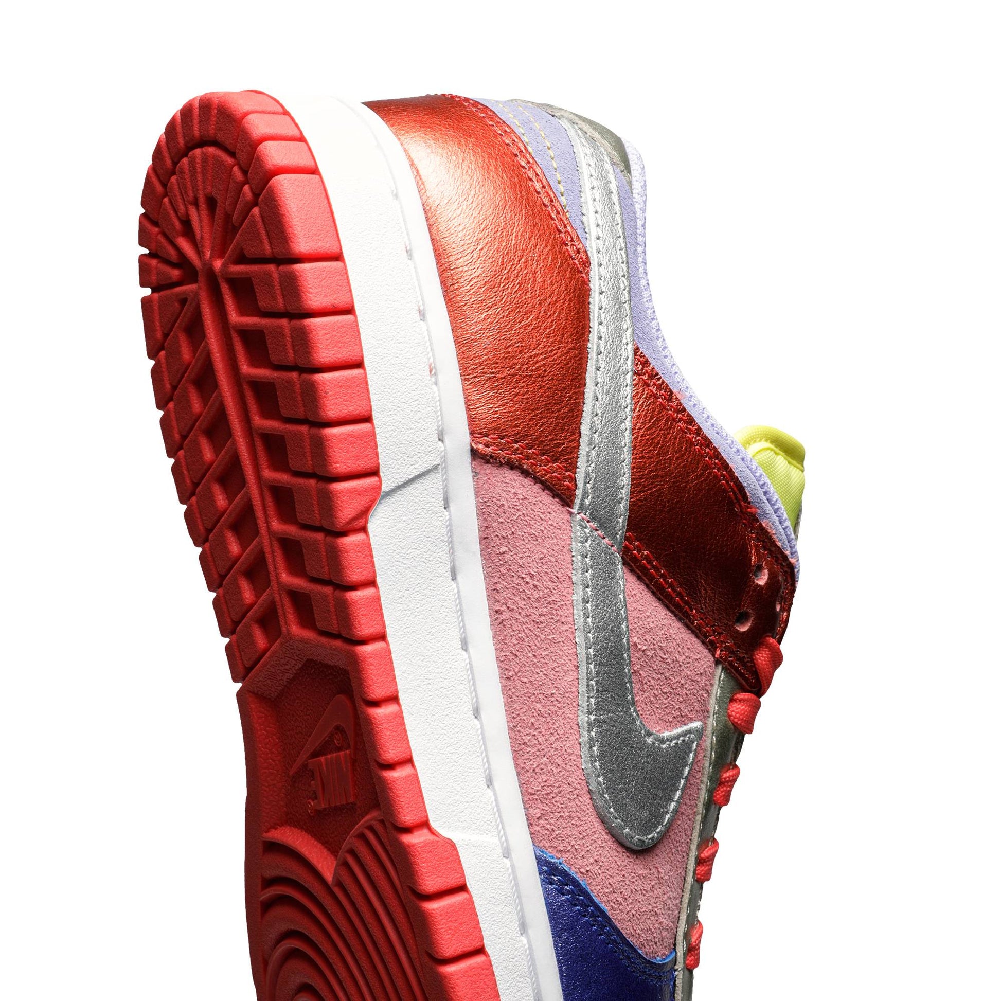 ( Women ) Nike Dunk Low ‘Sunset Pulse’ DN0855-600