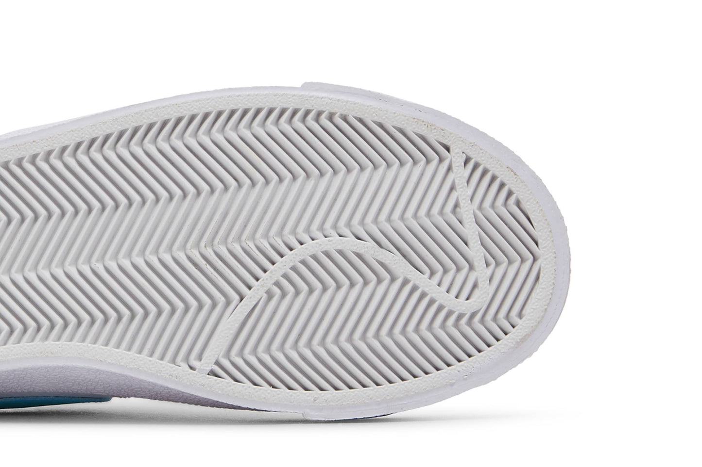 ( Youth ) Nike Blazer Low ’77 GS ‘White Copa’ DA4074-103