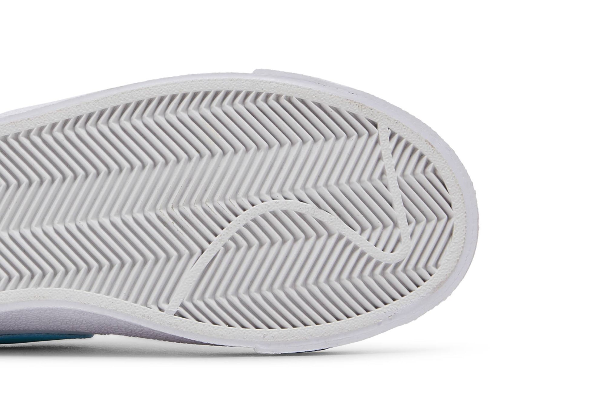 ( Youth ) Nike Blazer Low ’77 GS ‘White Copa’ DA4074-103