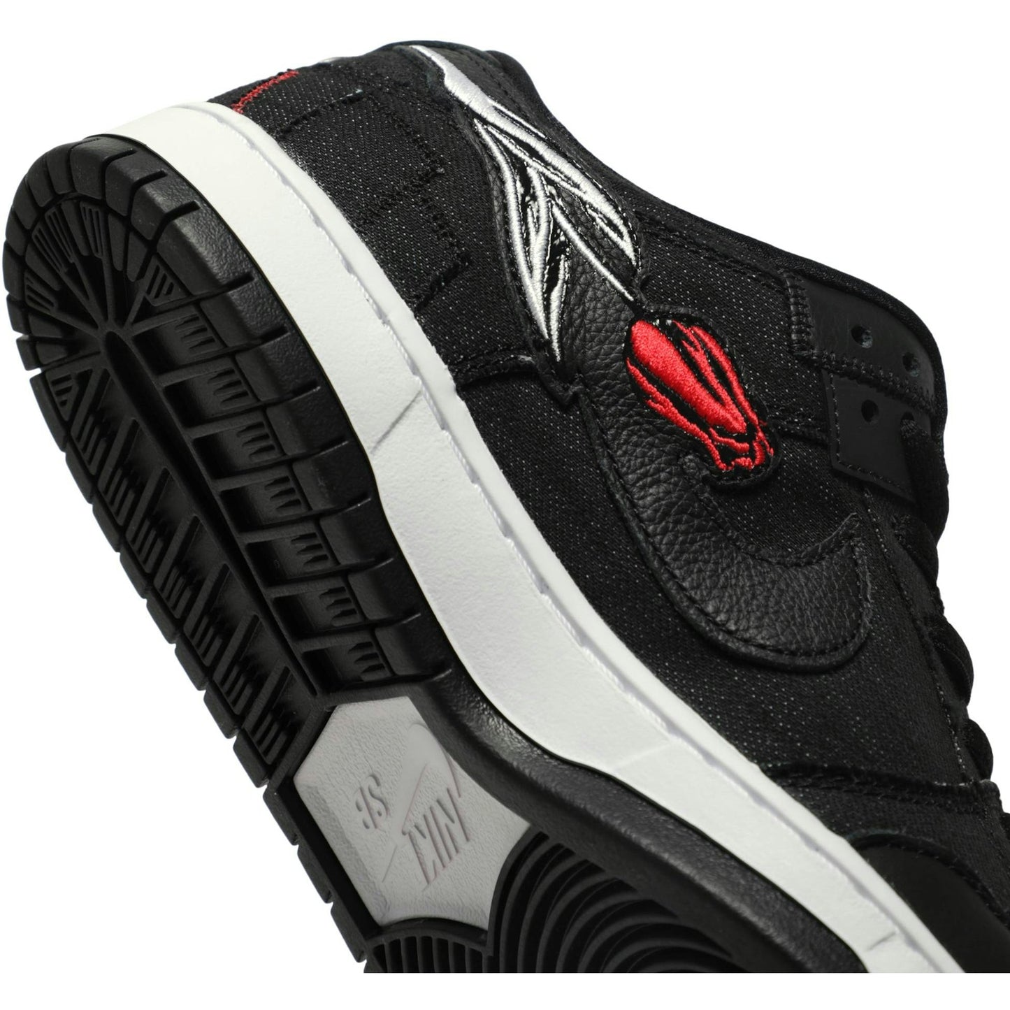 Wasted Youth X Nike SB Dunk Low ‘Black Denim’ DD8386-001