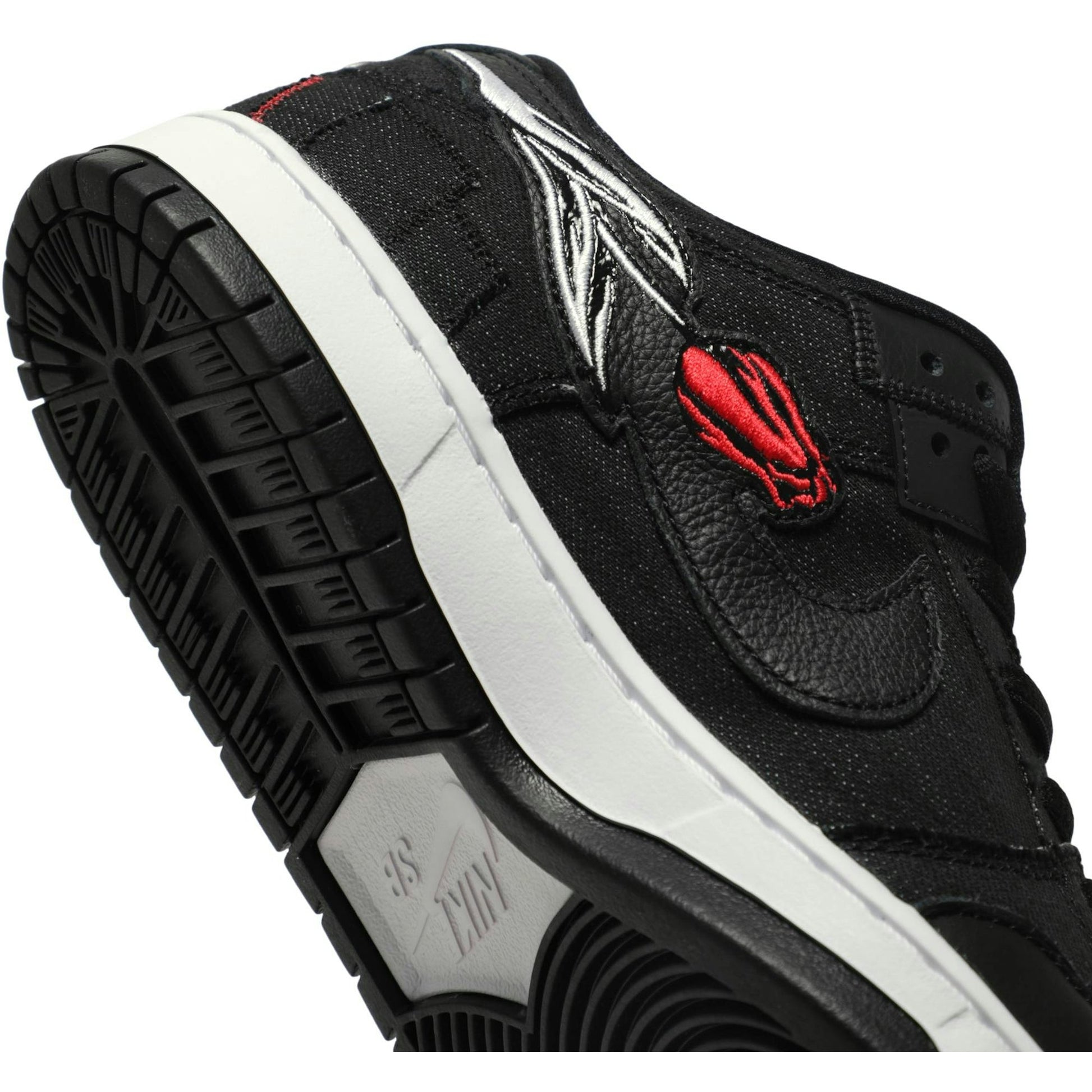 Wasted Youth X Nike SB Dunk Low ‘Black Denim’ DD8386-001