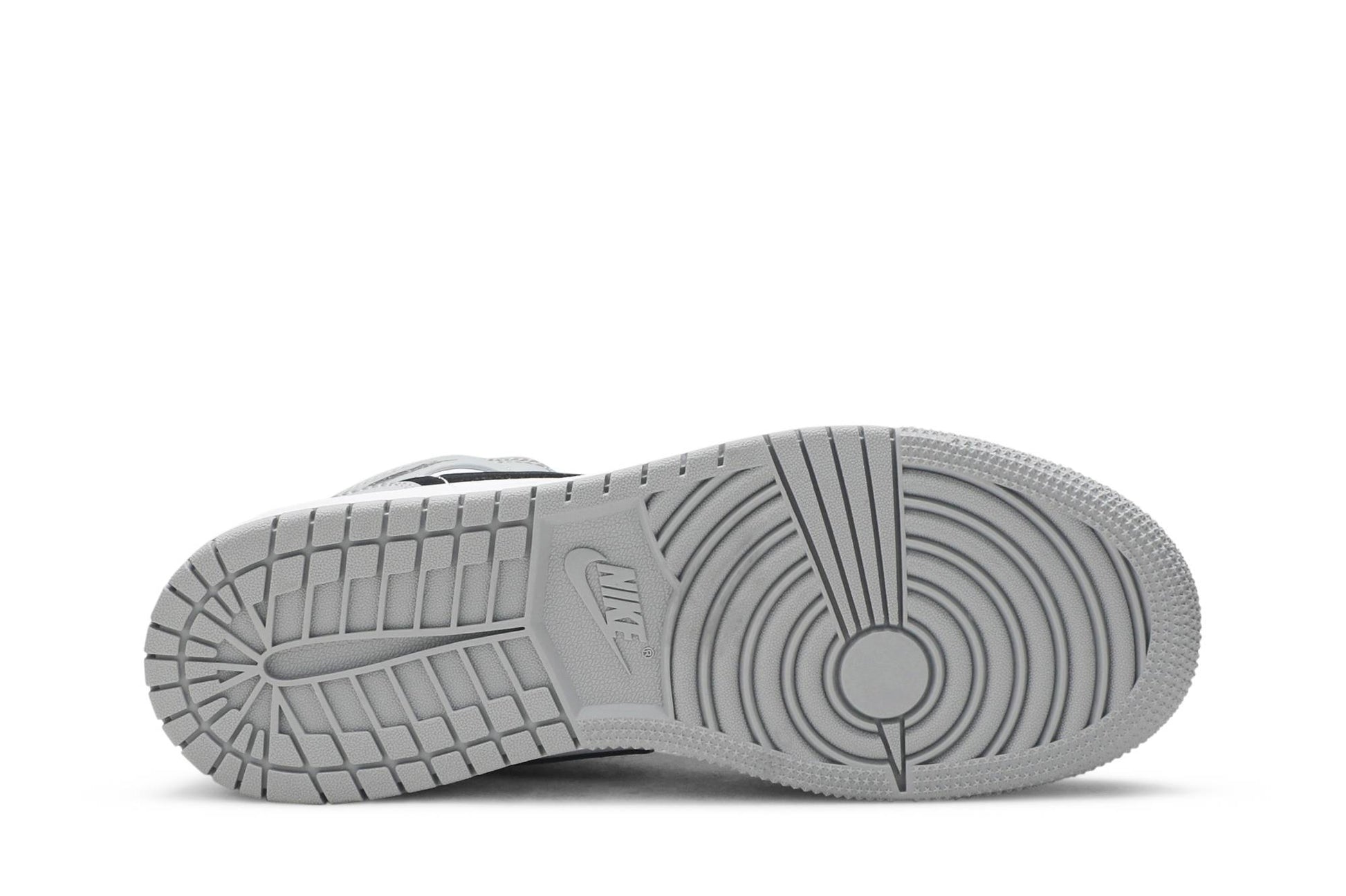 ( Grade School ) Air Jordan 1 Mid ‘Light Smoke Grey’ 554725-092