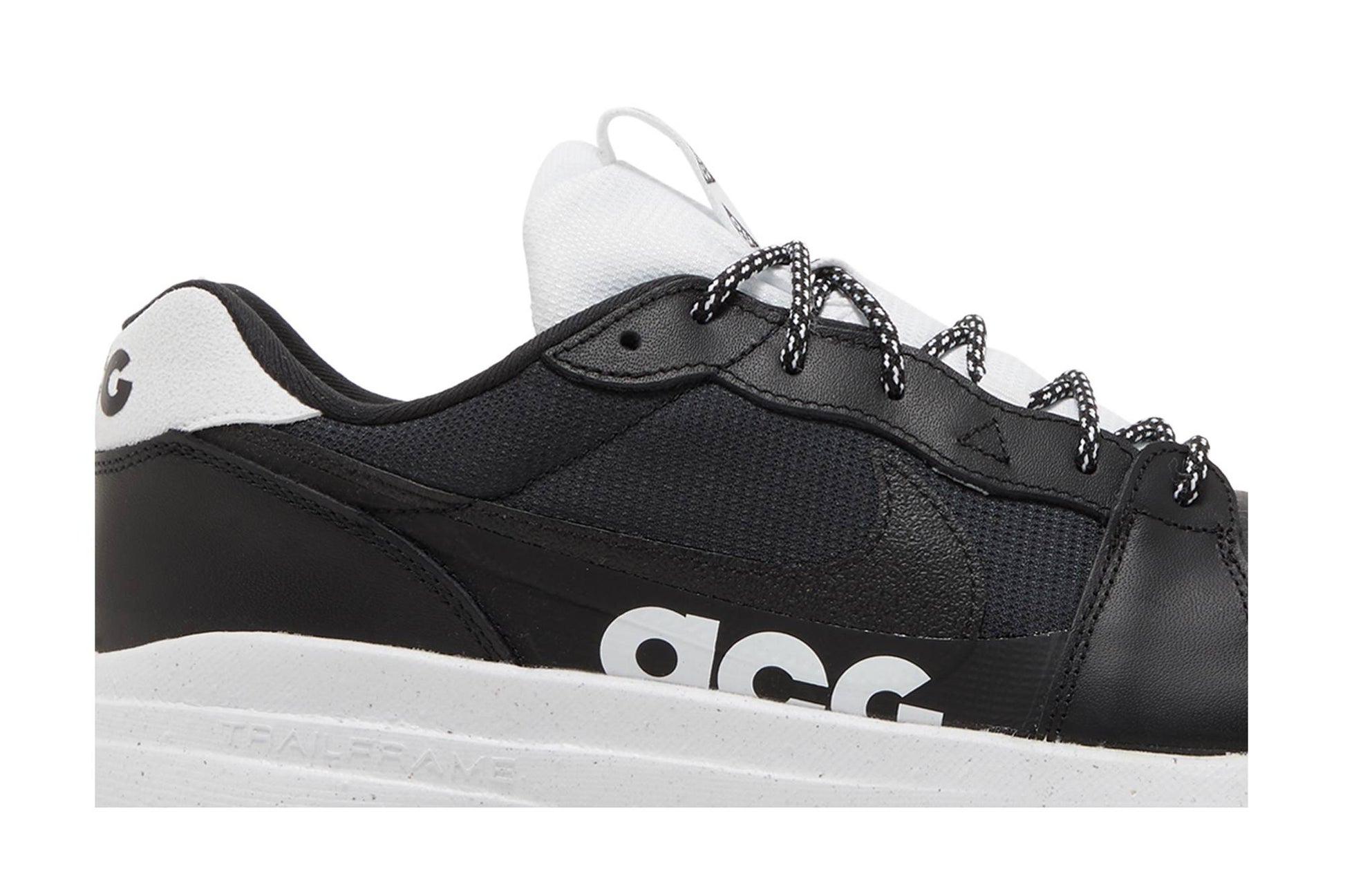 Nike ACG Lowcate ‘Black White’ DX2256-001