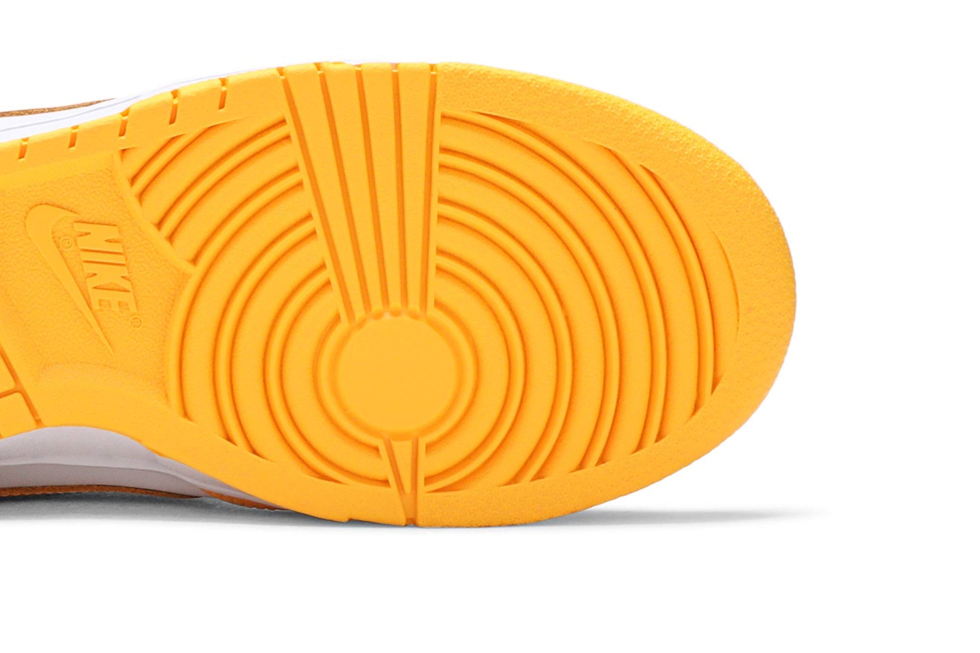 ( Women ) Nike Dunk Low ‘Laser Orange’ DD1503-800