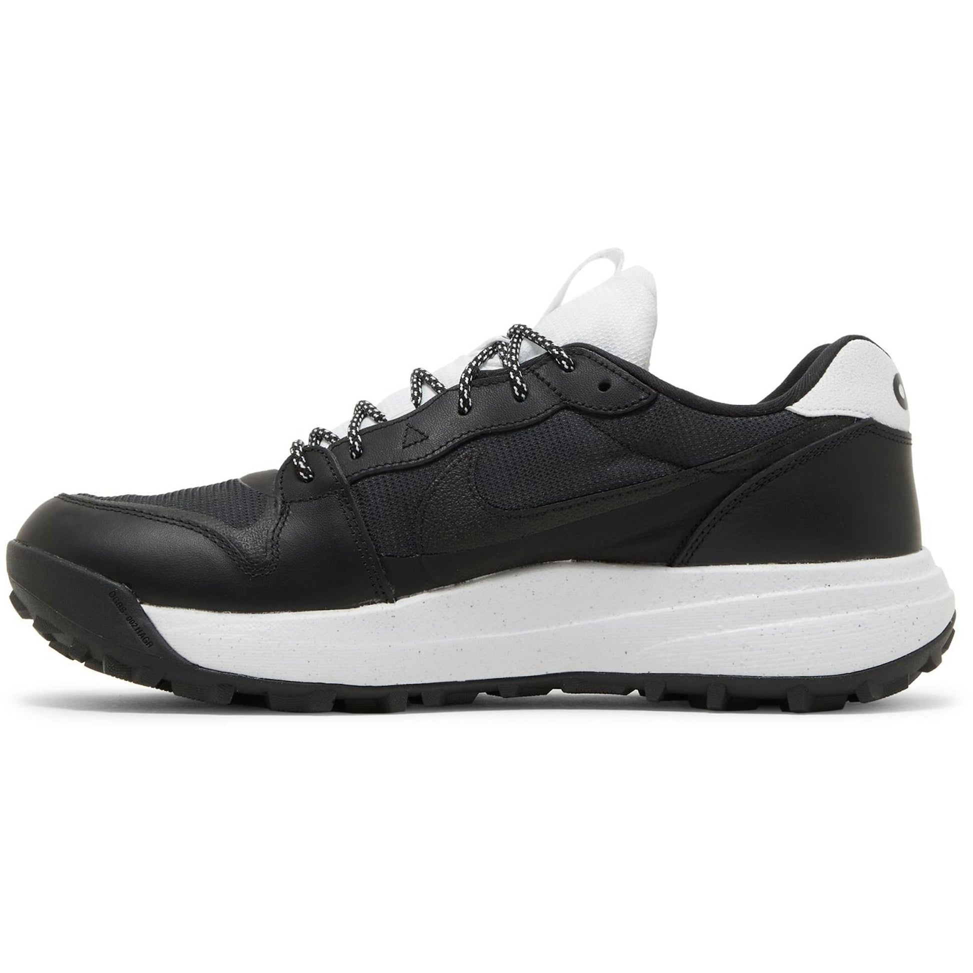Nike ACG Lowcate ‘Black White’ DX2256-001
