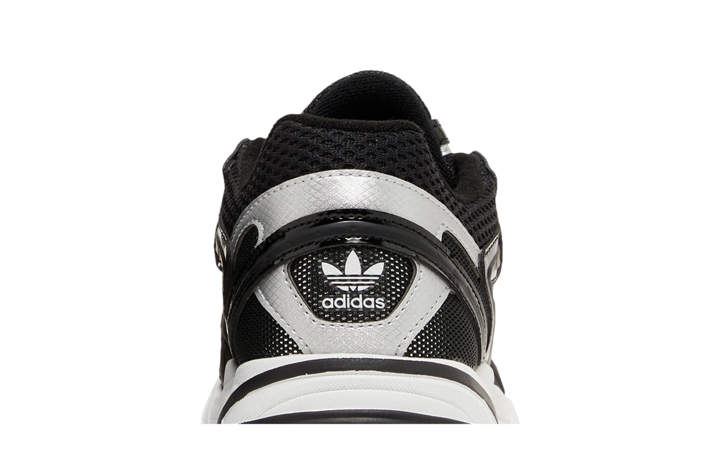 ( Women ) Adidas Astir ‘Black Silver White’ GY5260