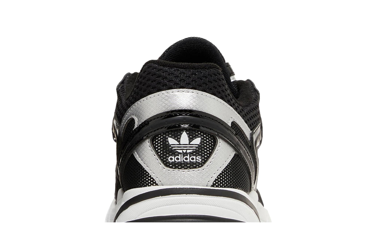 ( Women ) Adidas Astir 'Black Silver White' GY5260