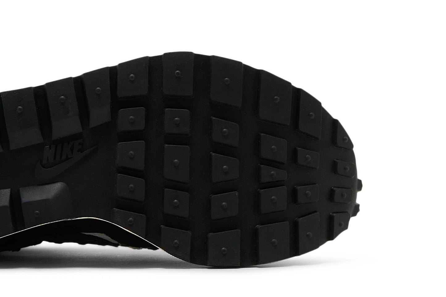 Sacai X Jean Paul Gaultier X Nike Vaporwaffle ‘Black’ DH9186-001