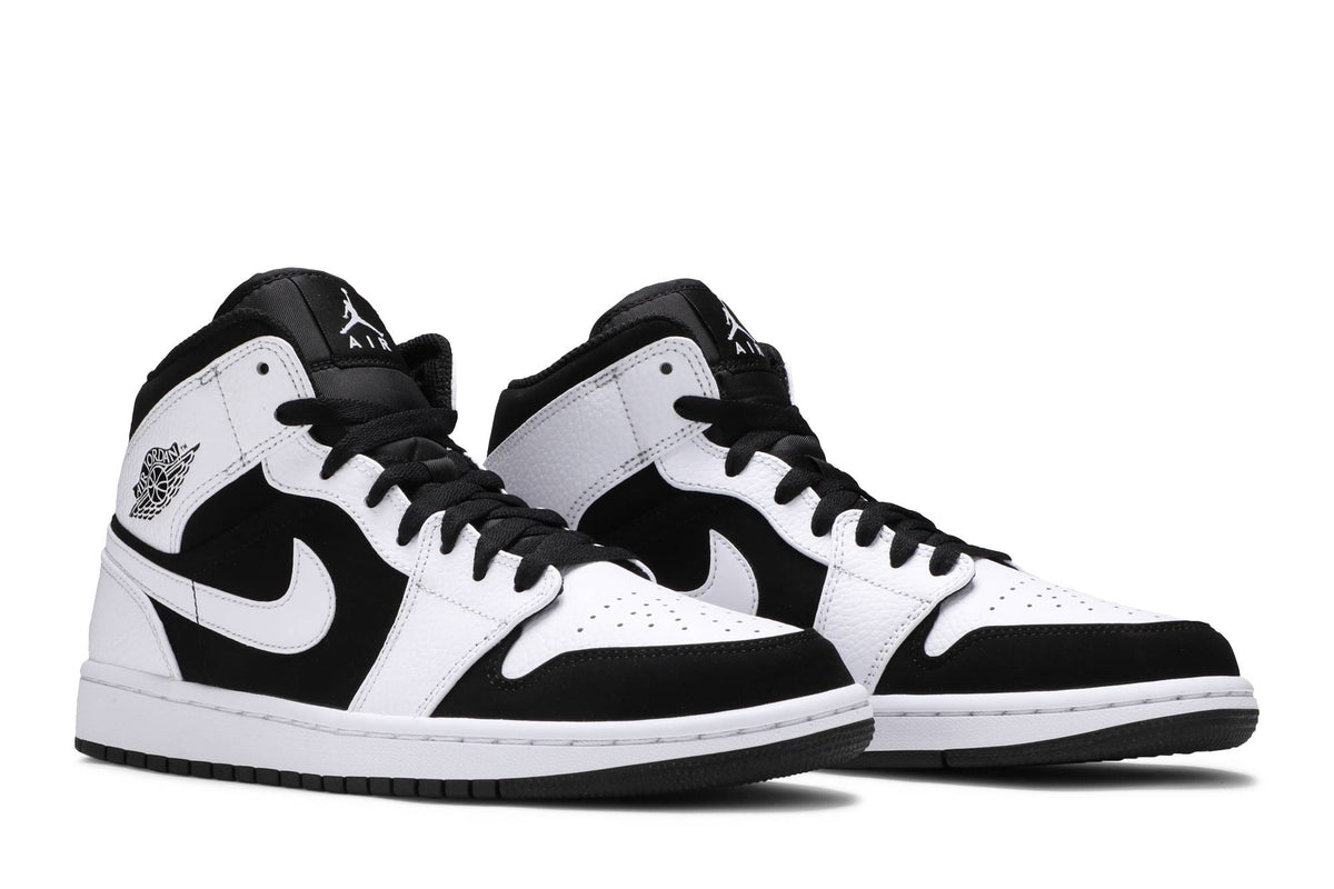 Air Jordan 1 Retro Mid Tuxedo 554724-113