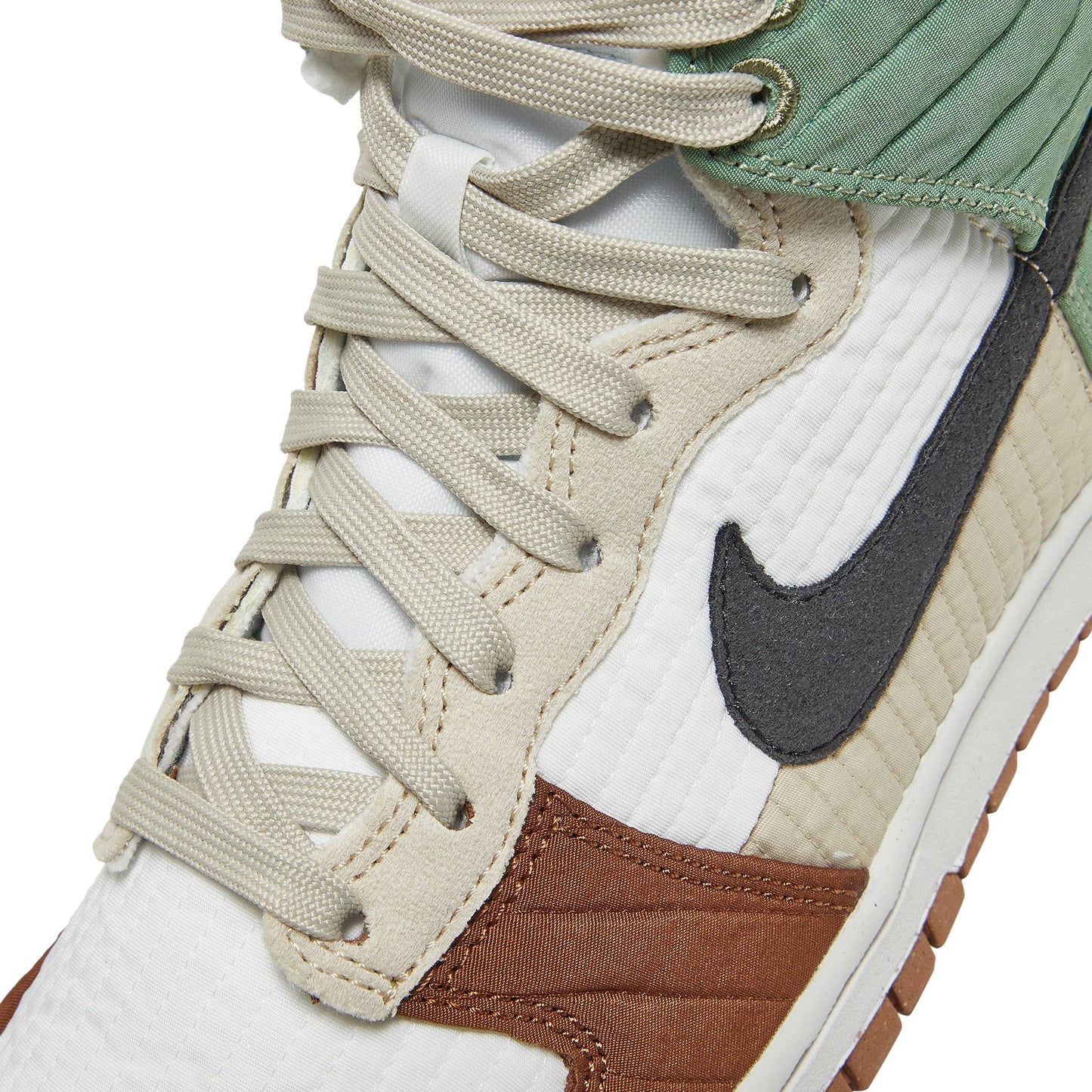 ( Women ) Nike Dunk High ‘Next Nature Summit White’ DN9909-100
