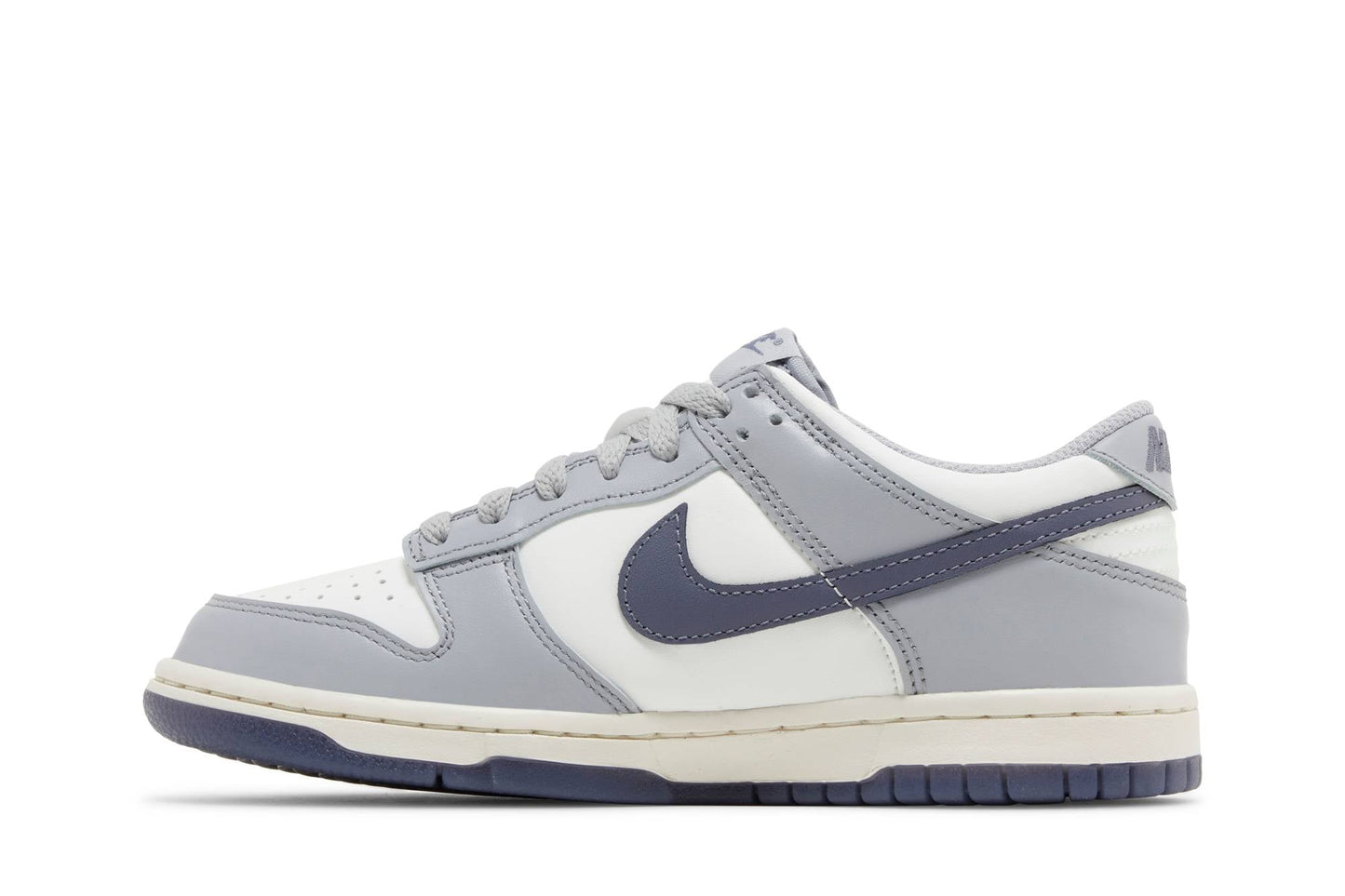 ( Youth ) Nike Dunk Low ‘Platinum Tint Light Carbon’ FB9109-101