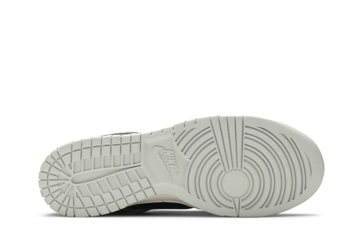 Nike Dunk Low Premium 'Animal Pack – Zebra' DH7913-001