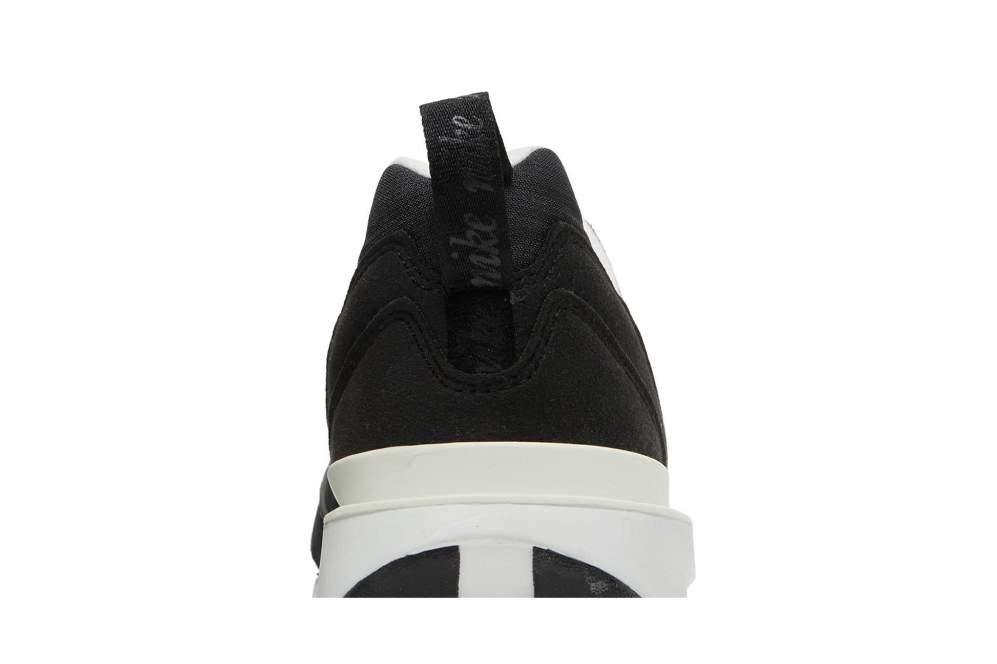 Nike Air Max Dawn ‘Black White’ DJ3624-001