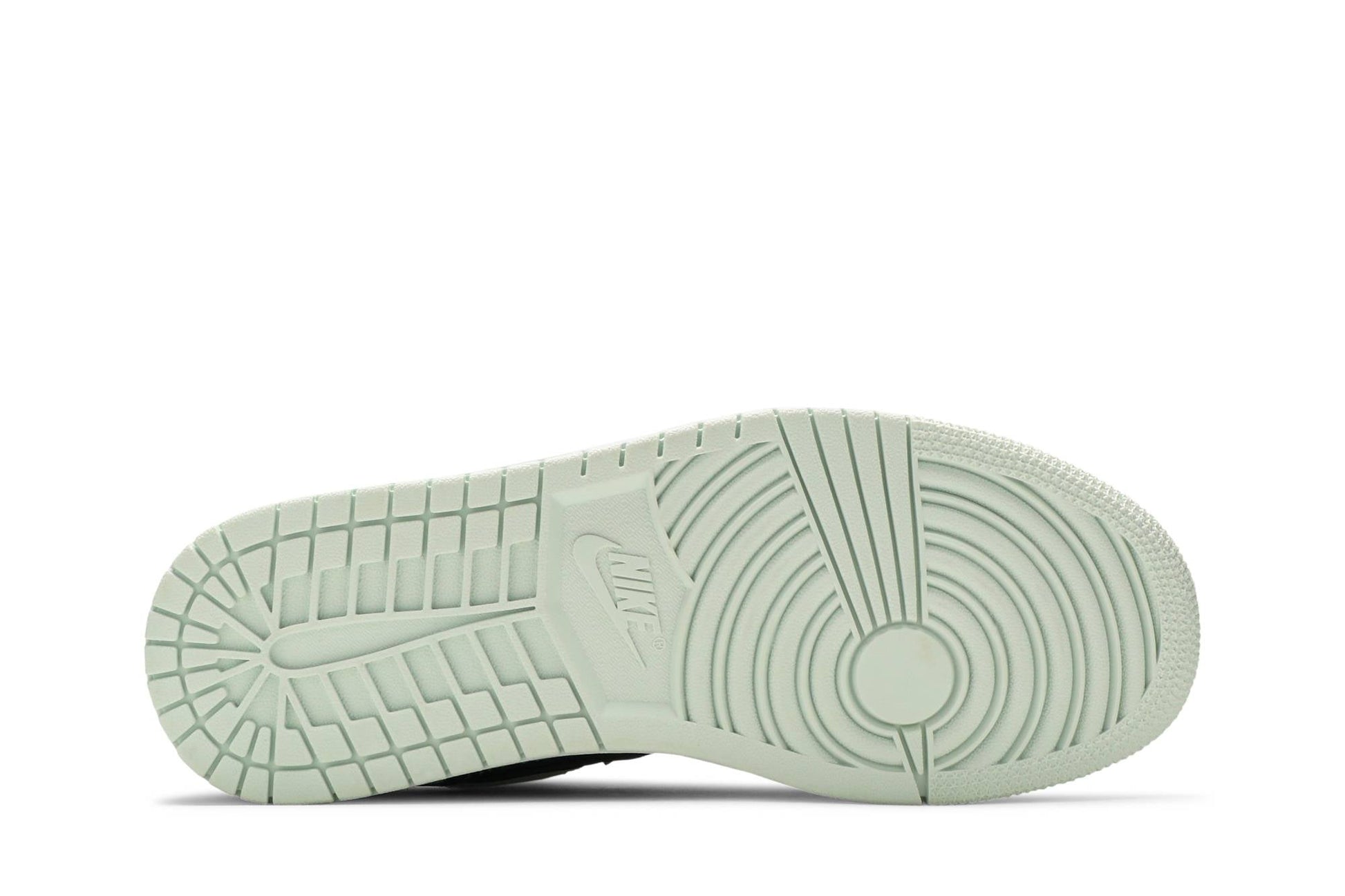 ( Women ) Air Jordan 1 Low SE ‘Barely Green’ CZ0776-300