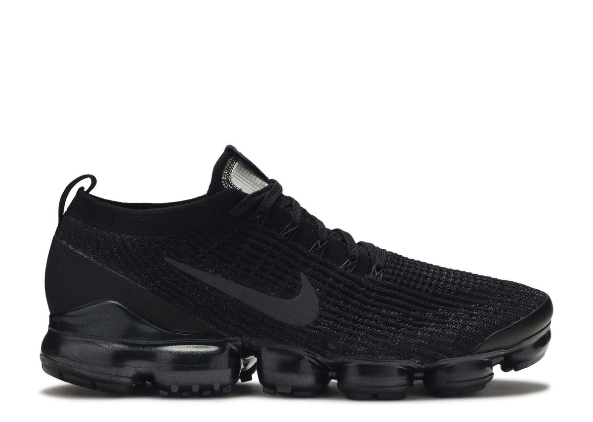 Nike Air VaporMax Flyknit 3 'Triple Black' Unfading Sneaker