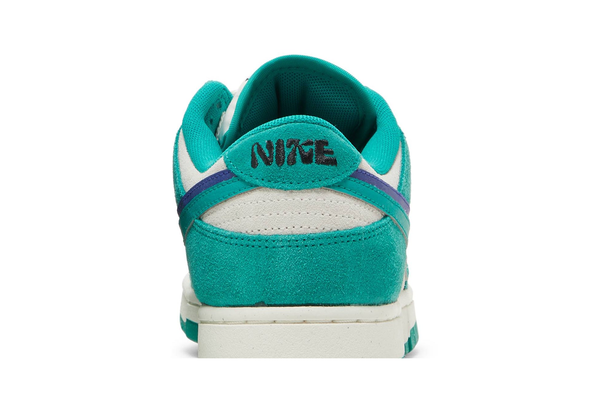 ( Women ) Nike Dunk Low SE ’85’ DO9457-101